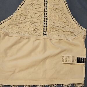 SHEIN Cream Lace Floral Top